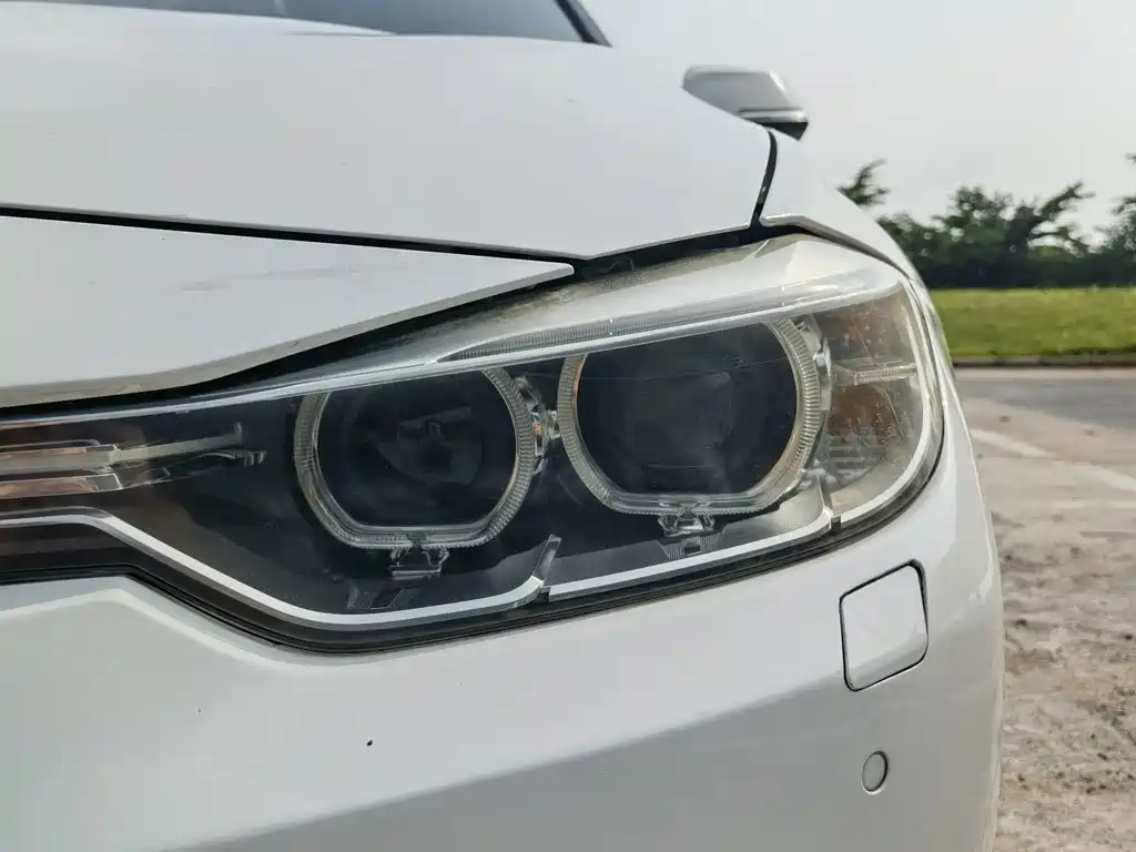 BMW 3 Series — миниатюра 10
