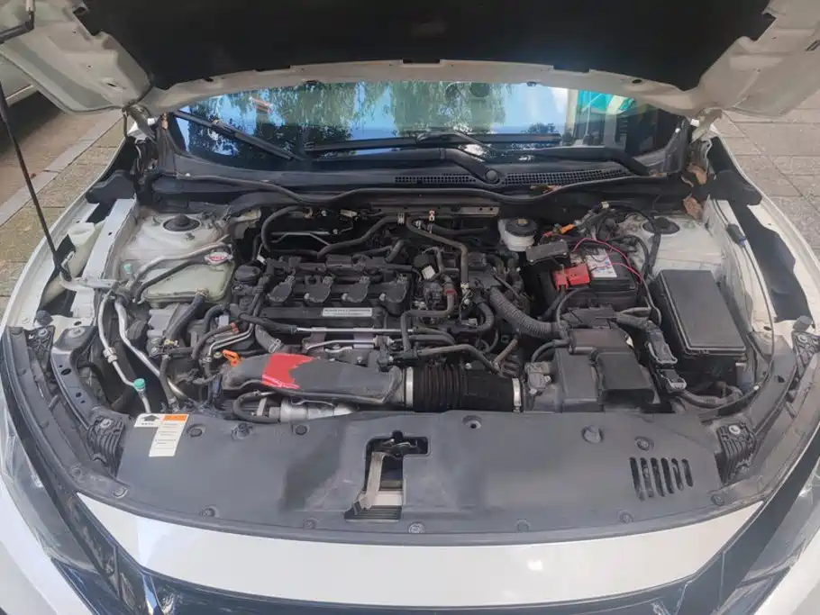 Honda Civic — миниатюра 10