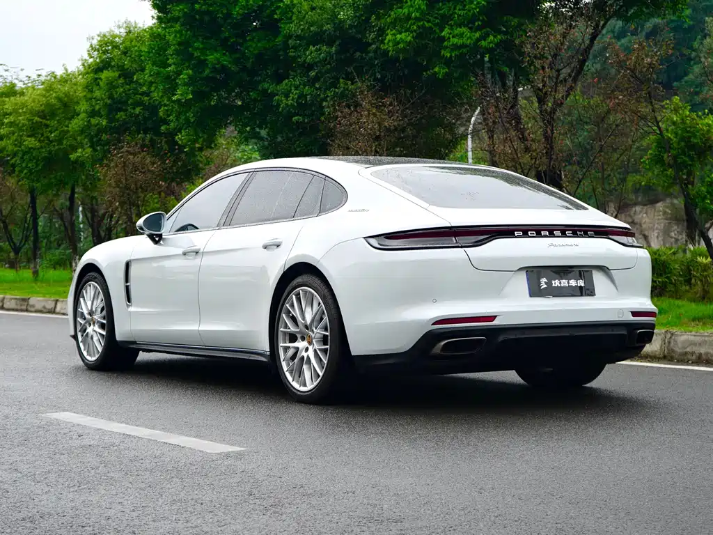 Porsche Panamera — миниатюра 4