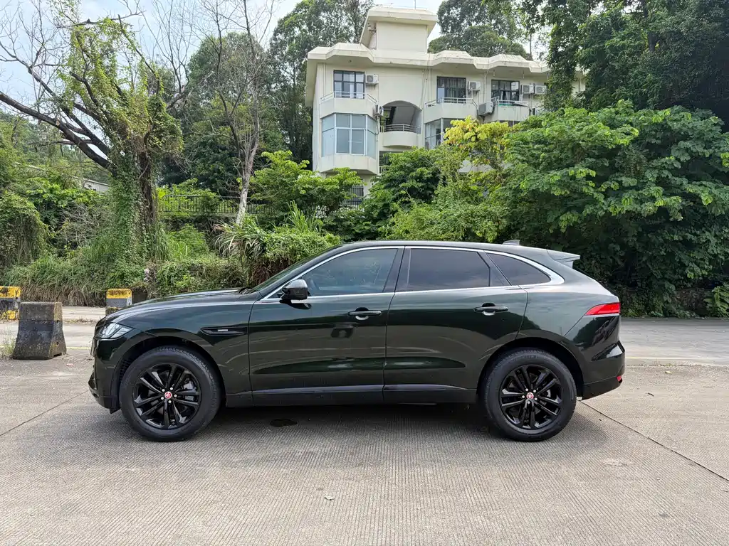 Jaguar F-PACE — миниатюра 15