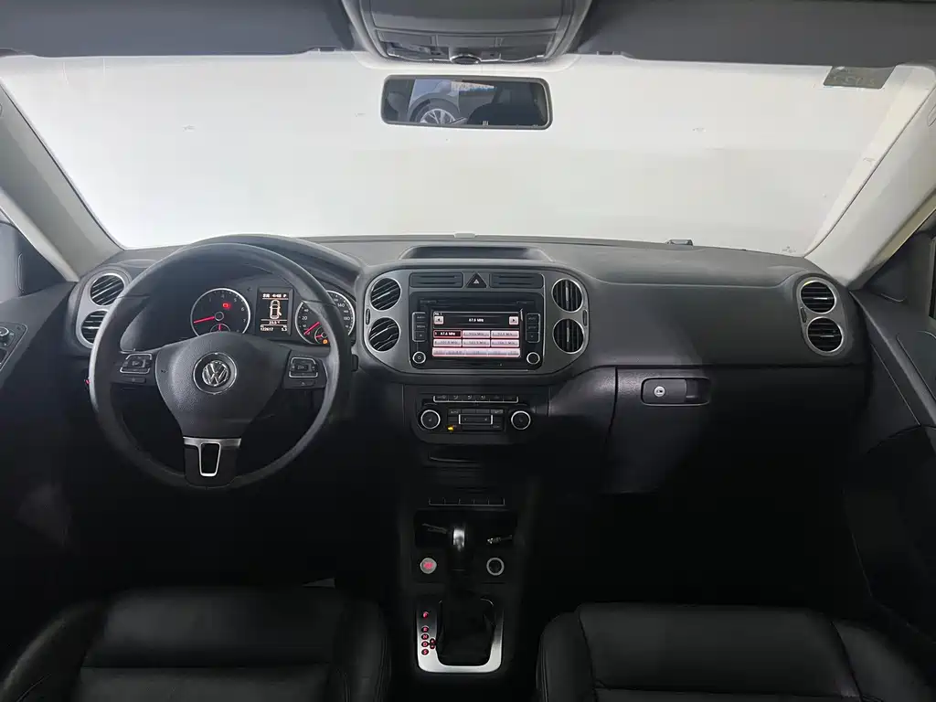 Volkswagen Tiguan — миниатюра 10