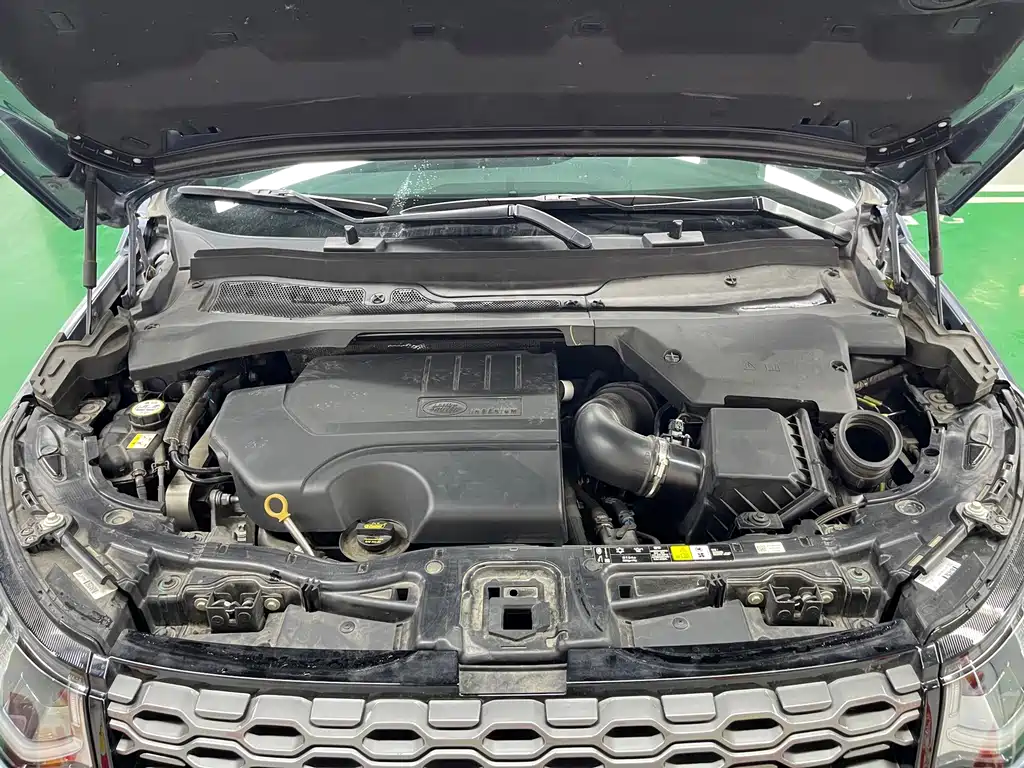 Land Rover Discovery Sport — миниатюра 30