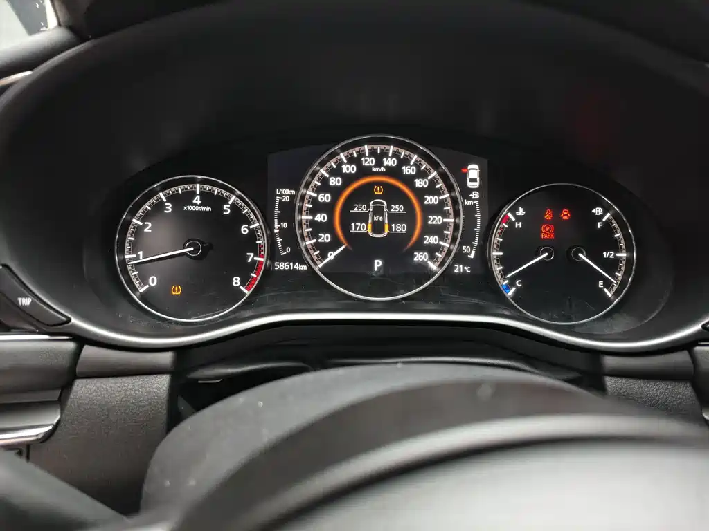 Mazda 3 Axela — миниатюра 10