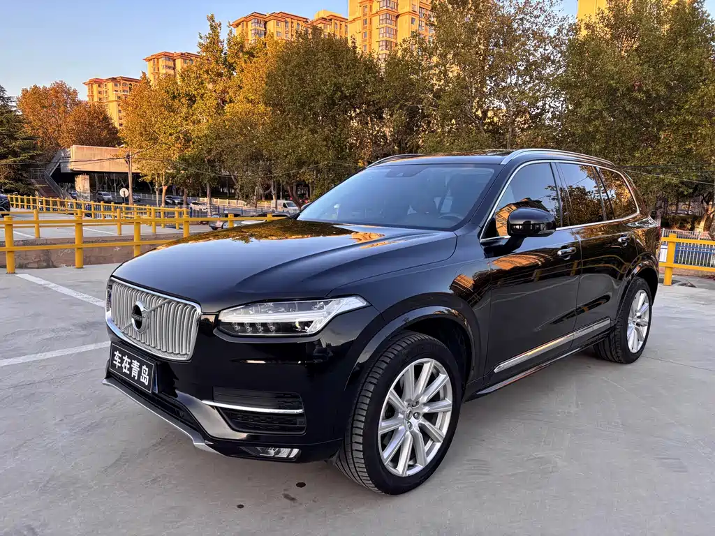 Volvo XC90 — миниатюра 2