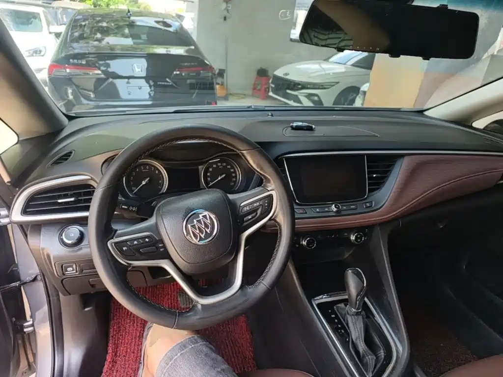 Buick GL6 — миниатюра 10