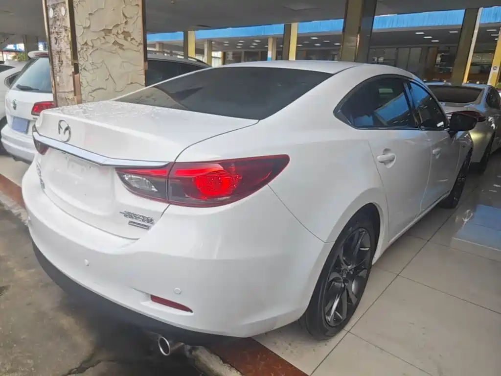 Mazda Atenza — миниатюра 7