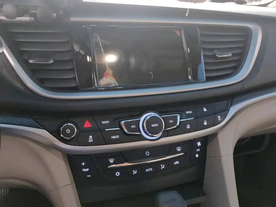 Buick Excelle — миниатюра 13