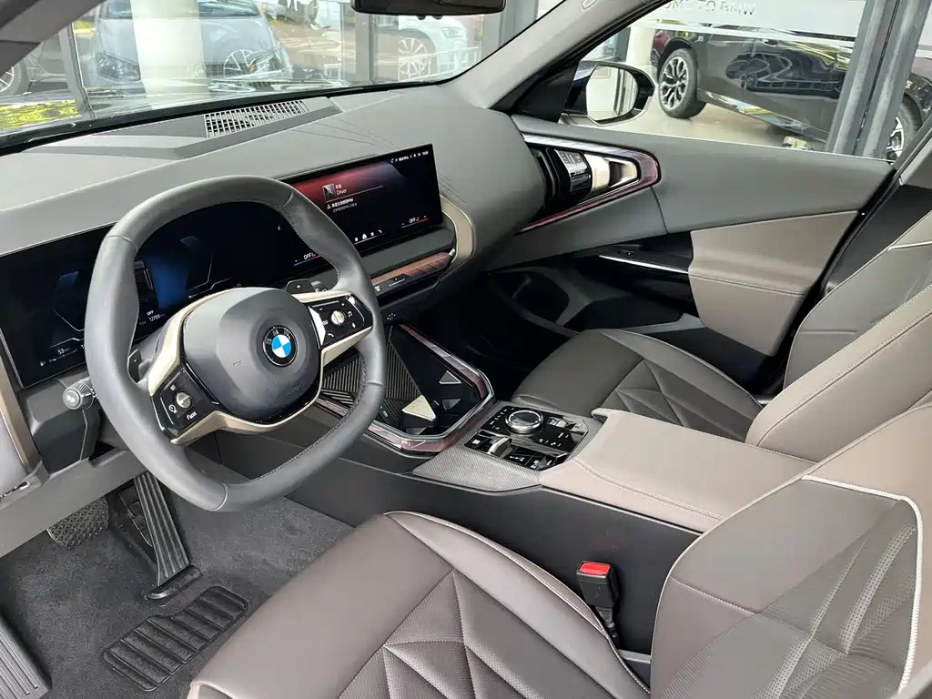 BMW X3 — миниатюра 8