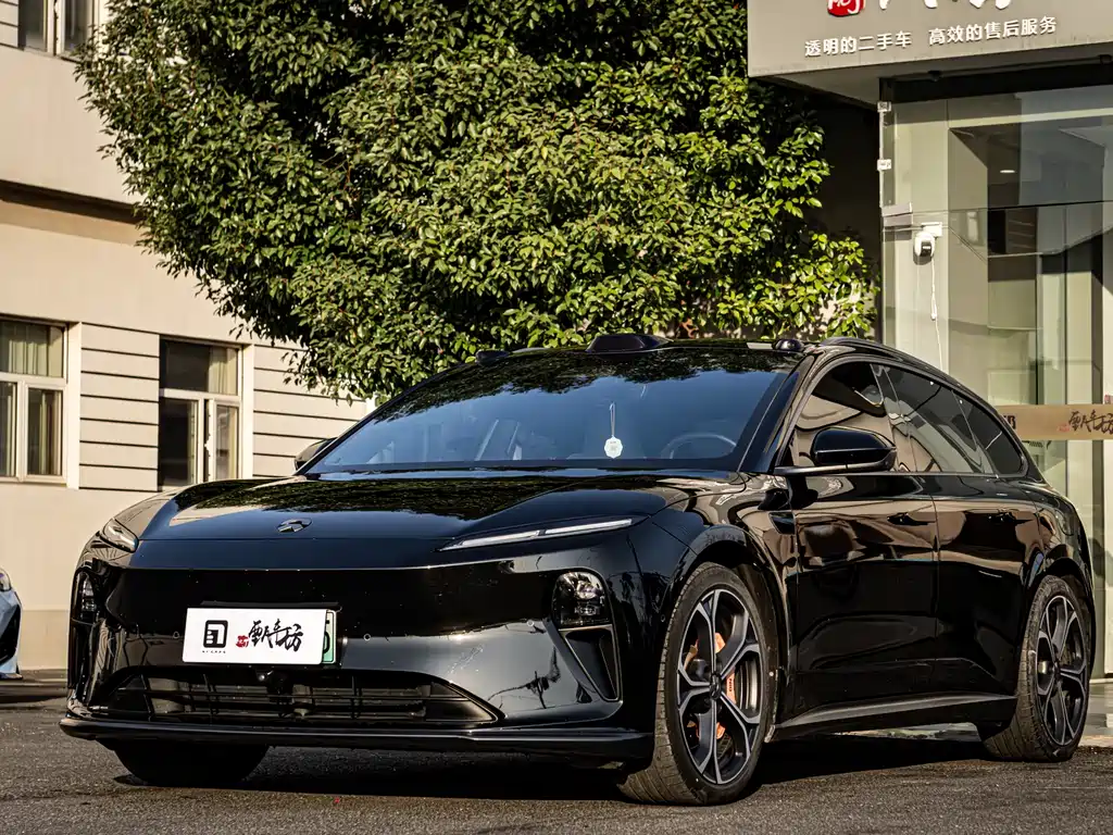 NIO NIO ET5T
