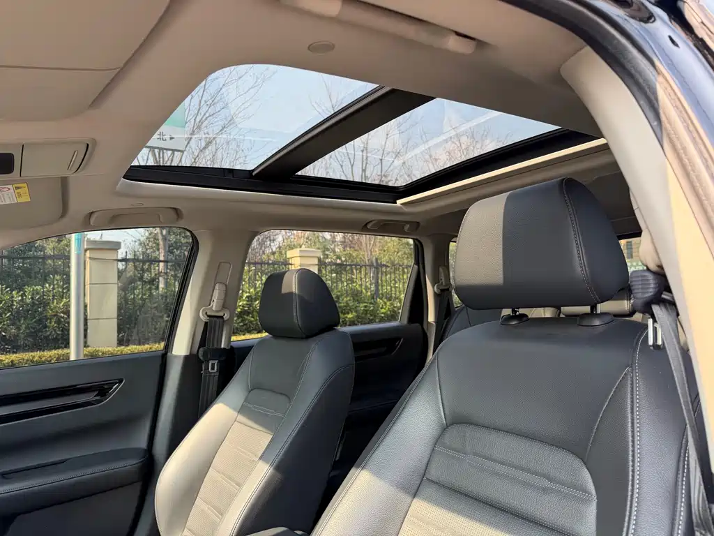 Honda CR-V 2023 240TURBO Premium 5 мест