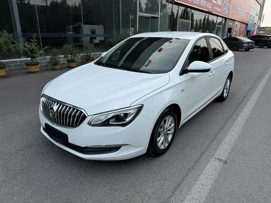 Buick Excelle фото 1