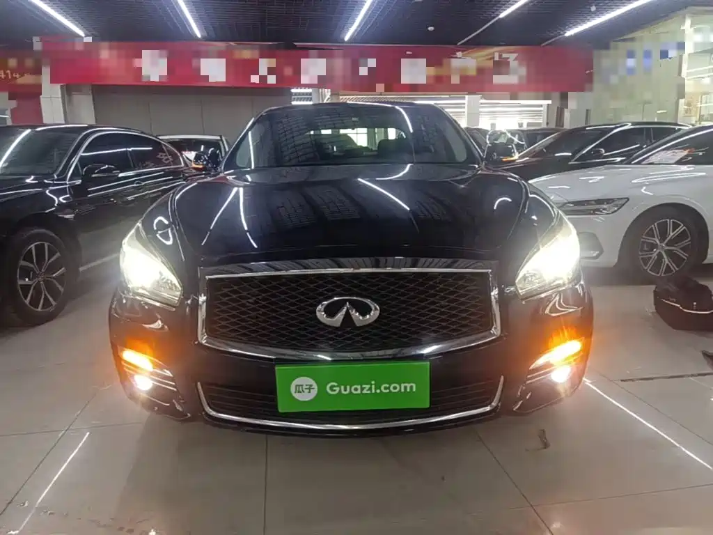 Infiniti Q70 2017 Q70L 2.5L Elite
