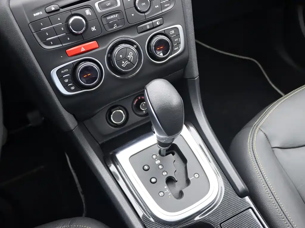 Citroen C4L — миниатюра 17