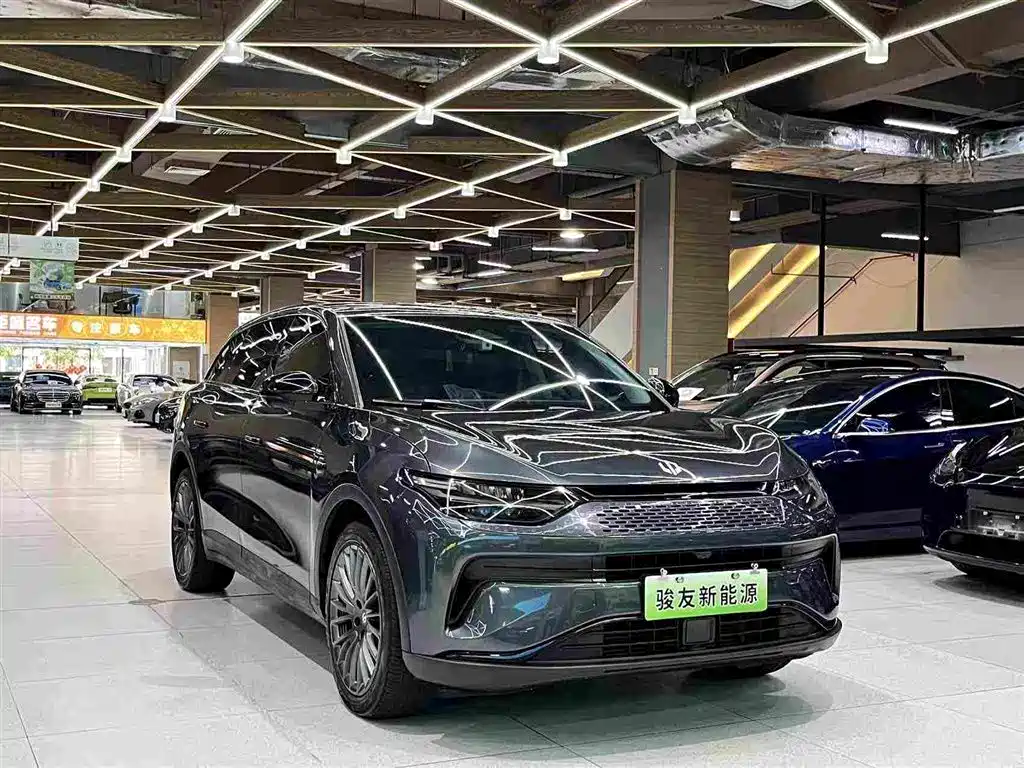 Leapmotor Leapmotor C11 — миниатюра 10