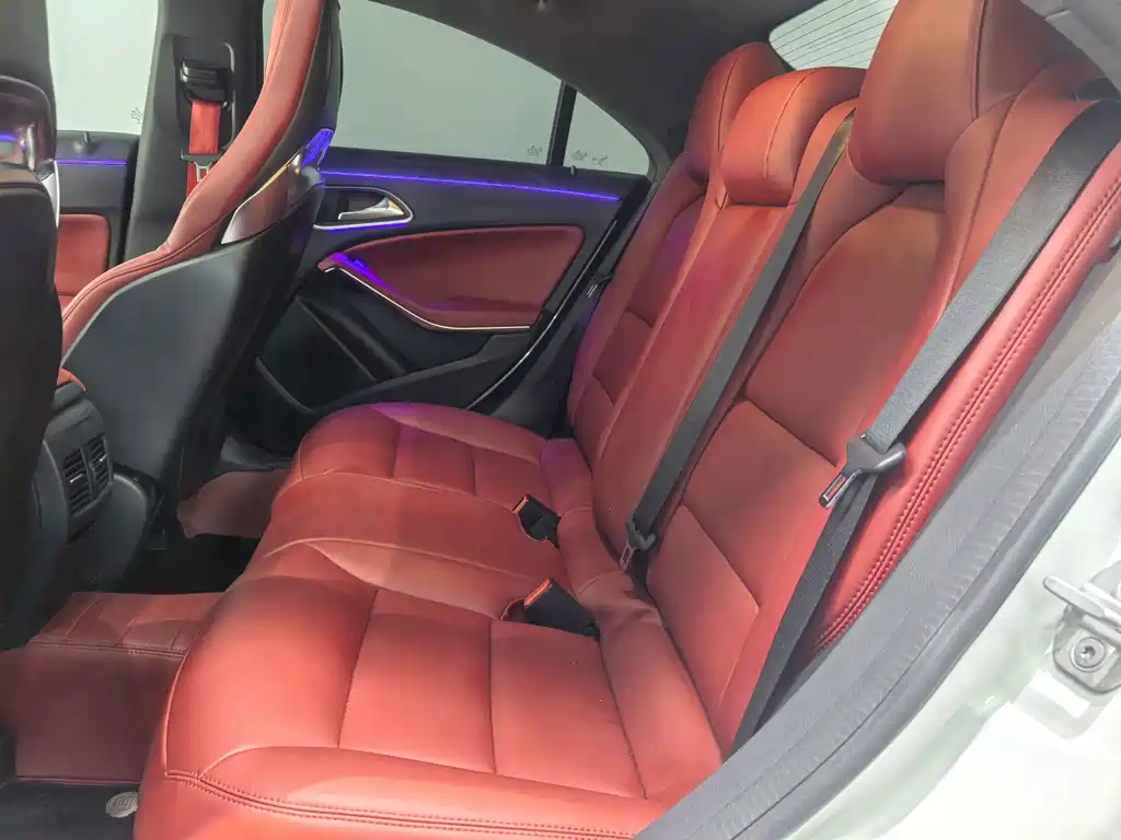 Mercedes-Benz CLA AMG — миниатюра 12