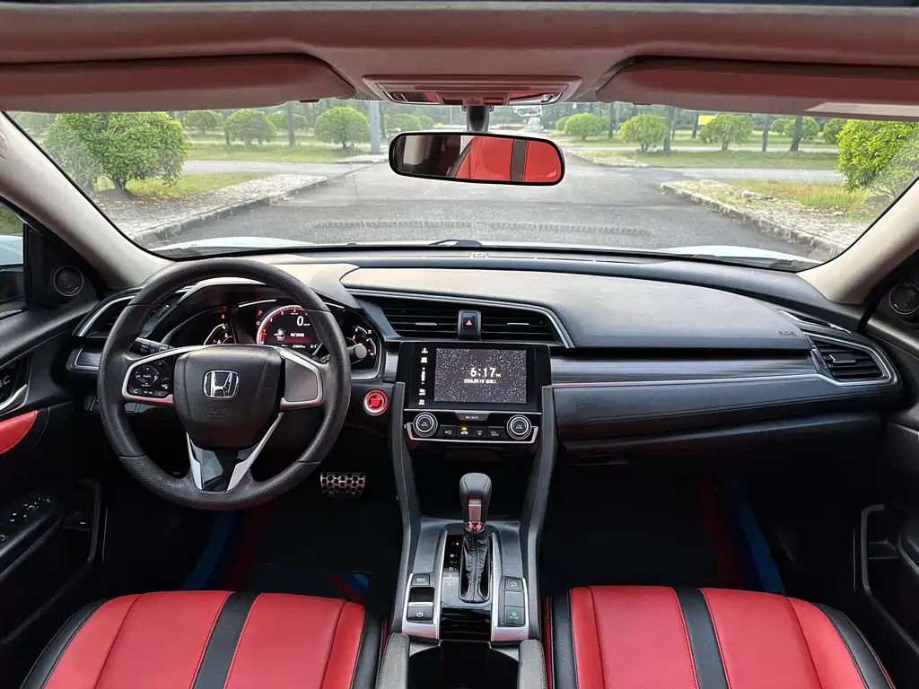 Honda Civic — миниатюра 8
