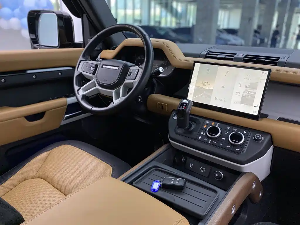 Land Rover Defender — миниатюра 37
