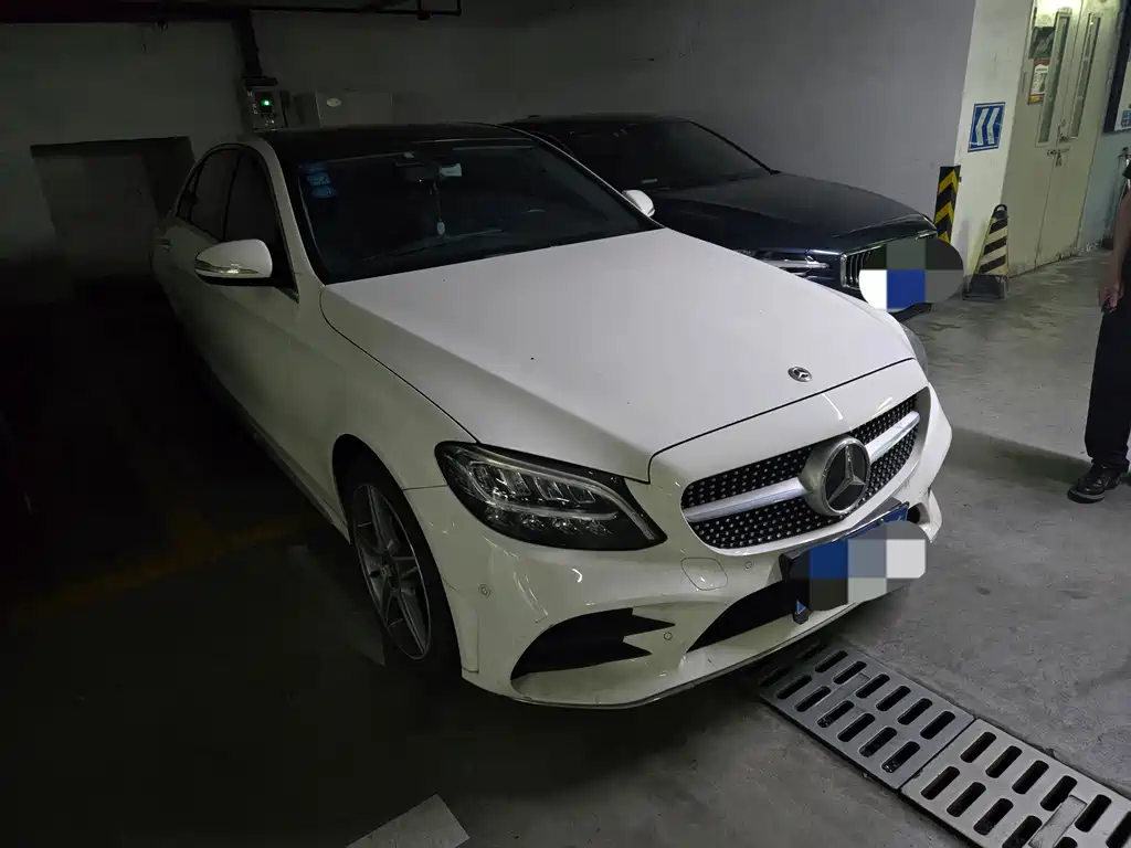 Mercedes-Benz C-Class — миниатюра 2