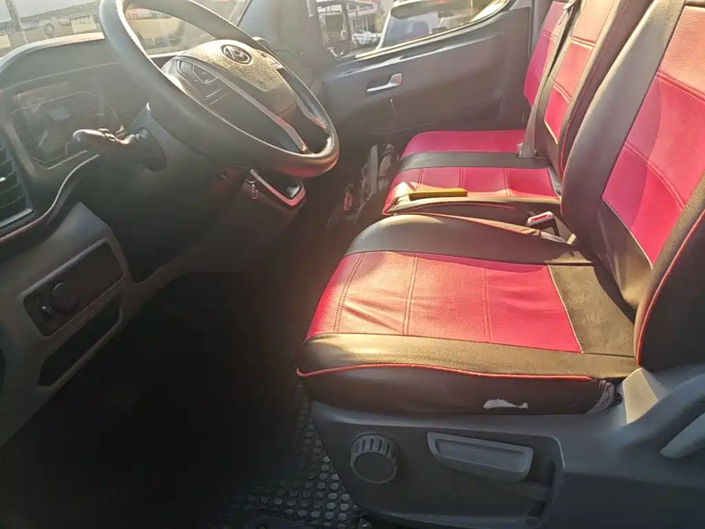 MAXUS V80 — миниатюра 15