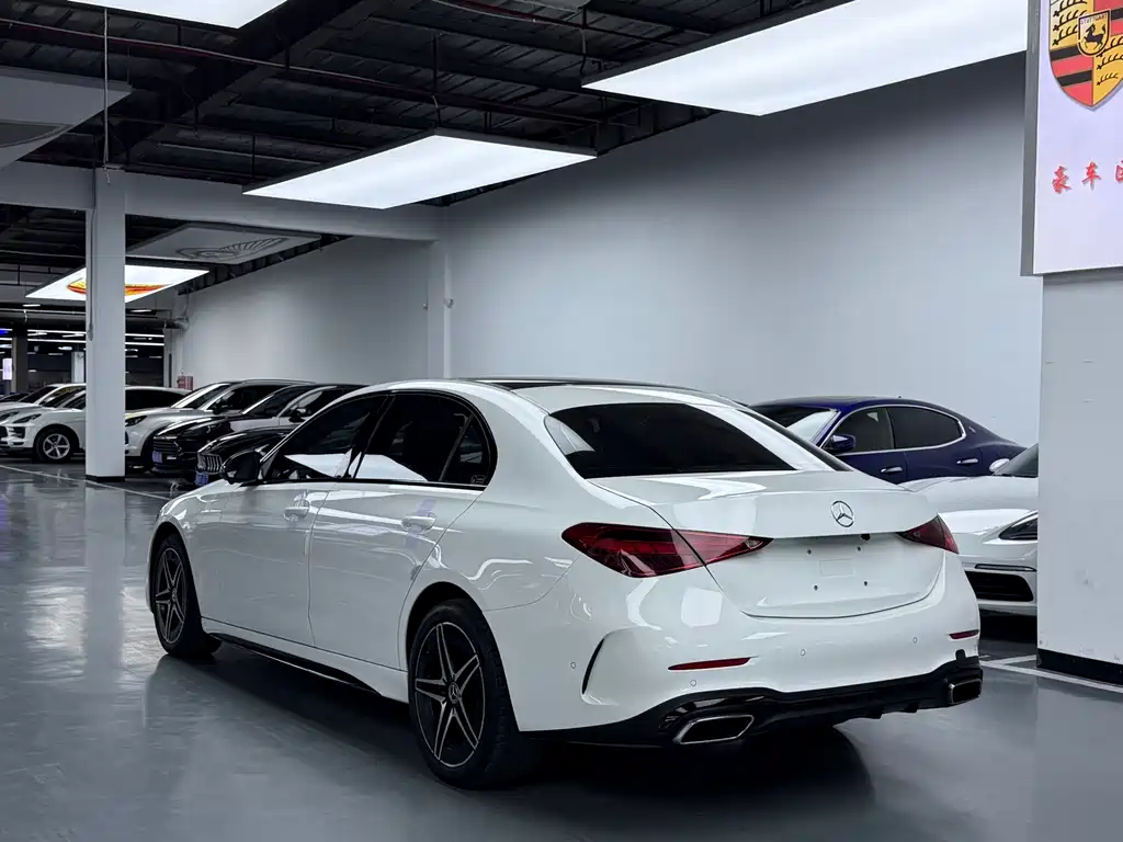Mercedes-Benz C-Class — миниатюра 22
