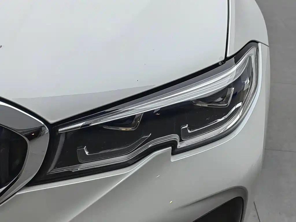 BMW 3 Series — миниатюра 7