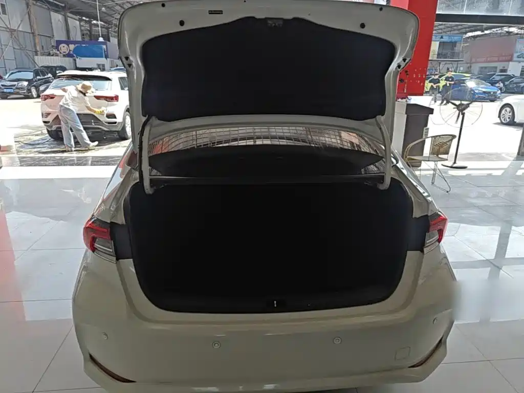 Toyota Corolla — миниатюра 19