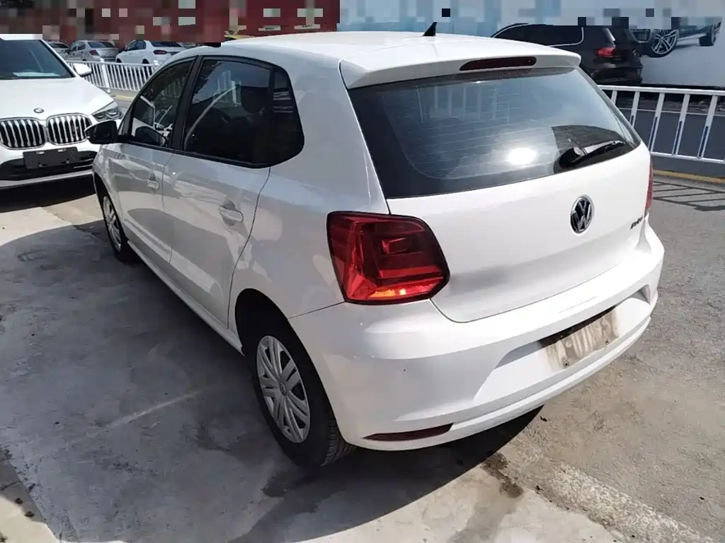 Volkswagen Polo — миниатюра 5