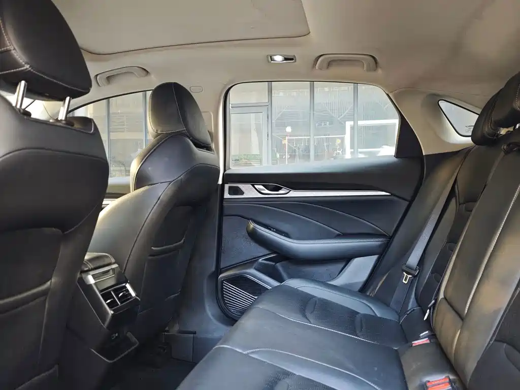Geely Xingrui — миниатюра 5