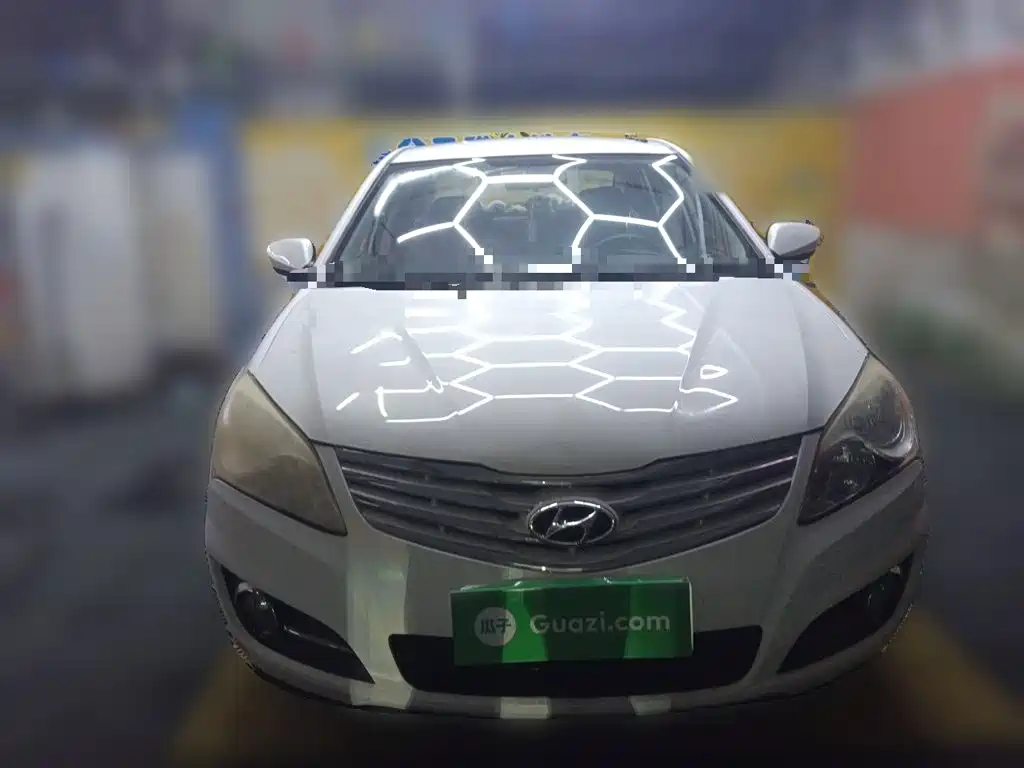 Hyundai Elantra — миниатюра 2