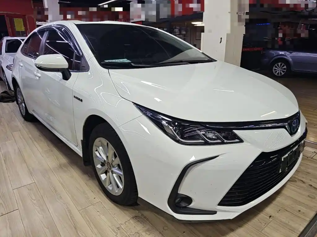Toyota Corolla — миниатюра 4