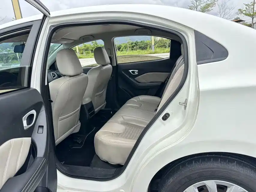 GAC Motor Trumpchi GA3S — миниатюра 25