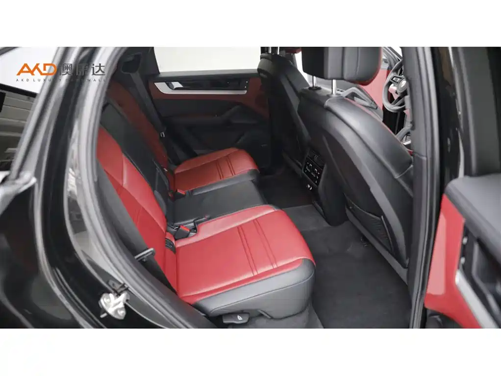 Porsche Cayenne — миниатюра 8