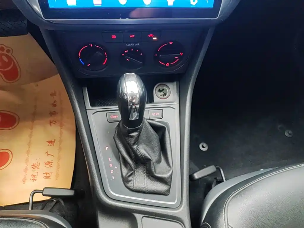 Volkswagen Lavida — миниатюра 14