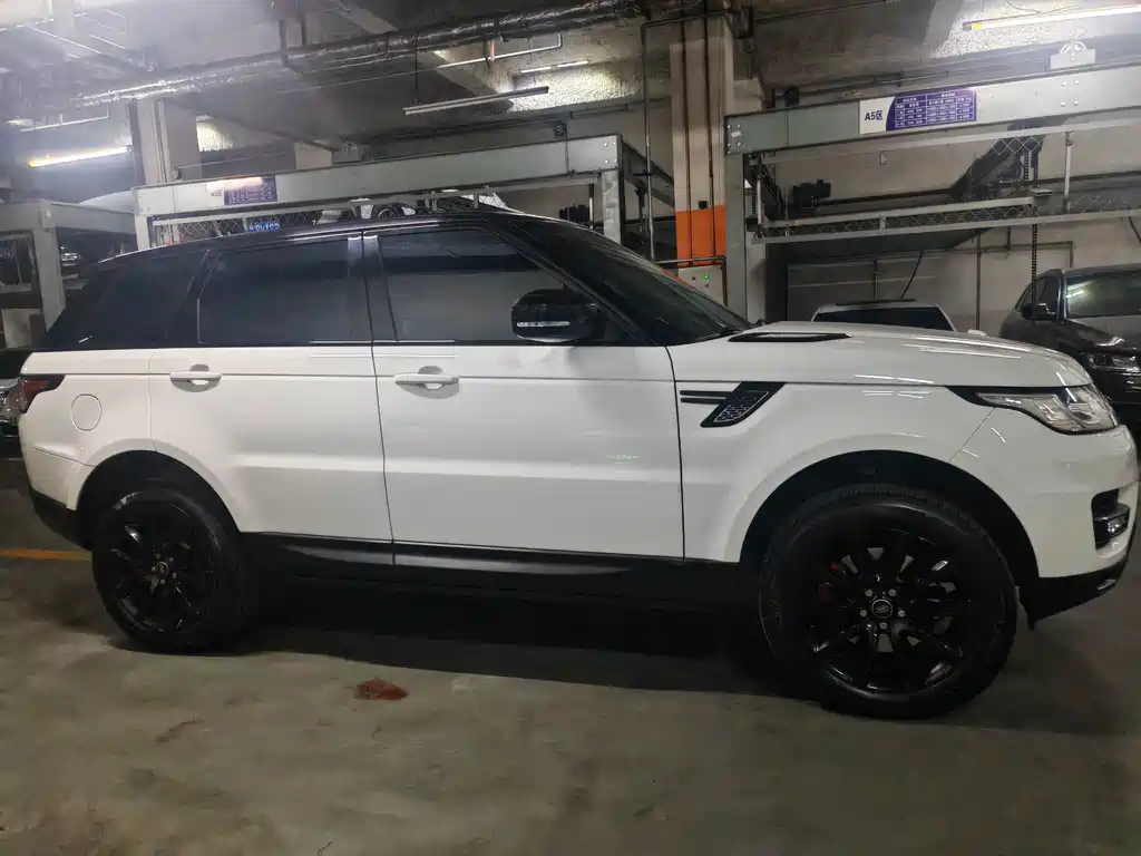 Land Rover Sport — миниатюра 7