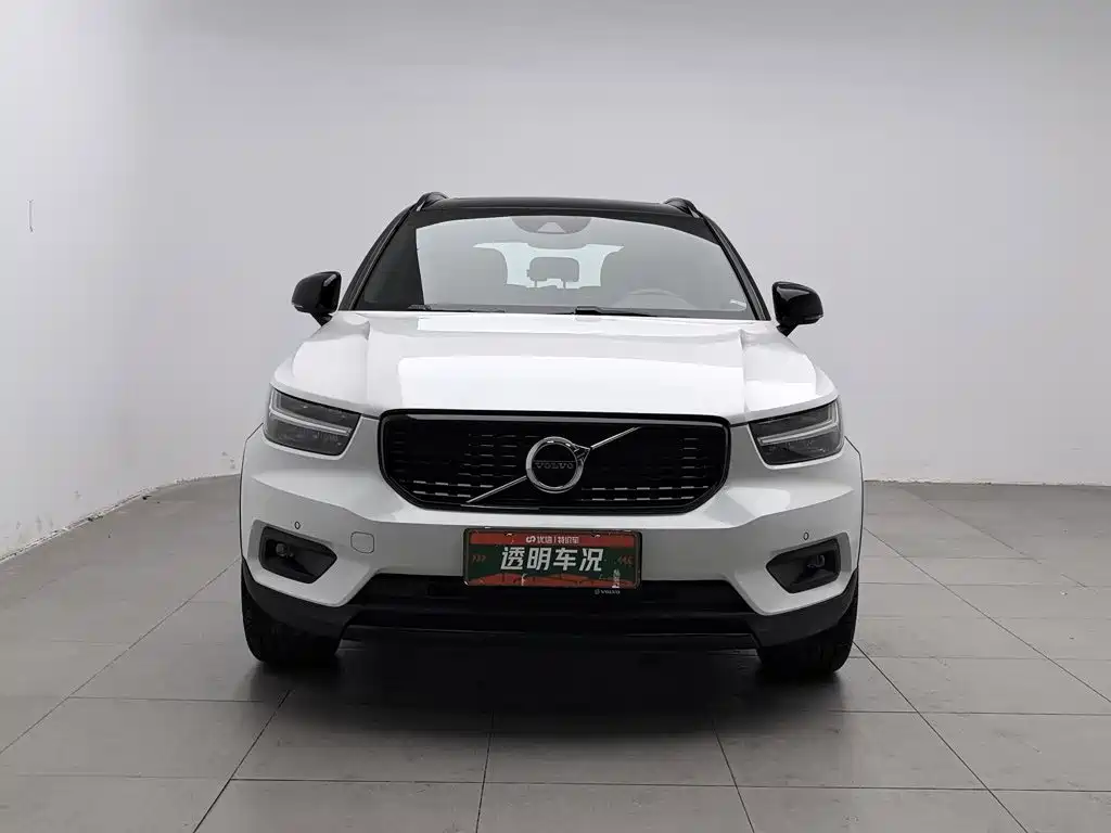 Volvo XC40 — миниатюра 3