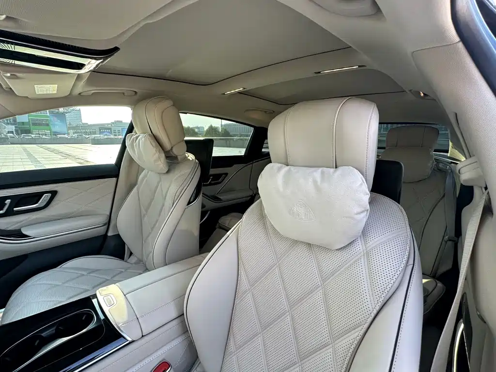 Mercedes-Benz S-Class — миниатюра 8