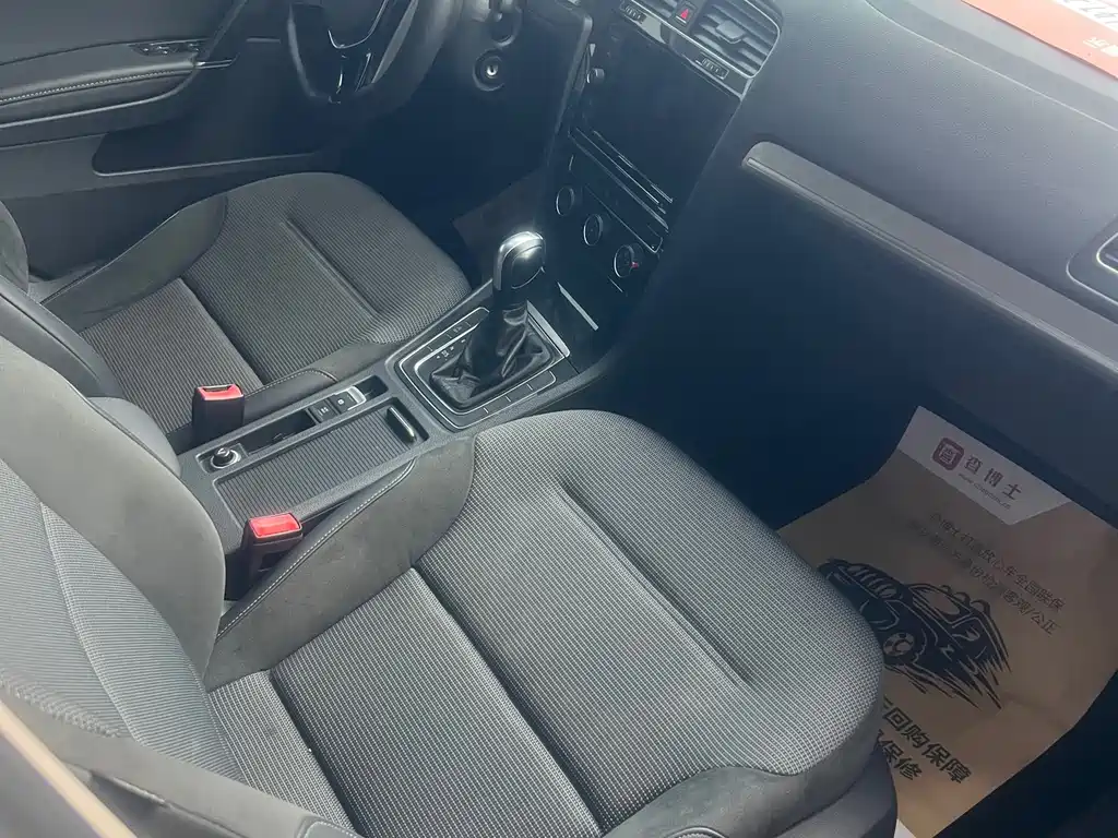 Volkswagen Golf — миниатюра 8