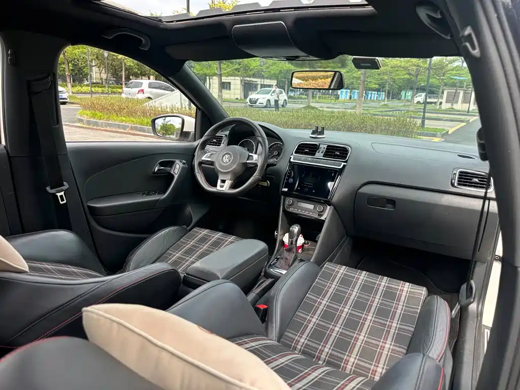Volkswagen Polo — миниатюра 10