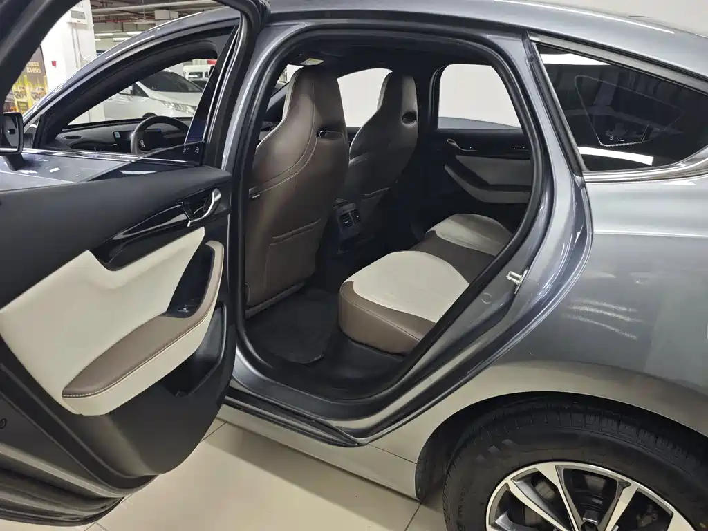 BYD Qin Plus PLUS 2024 DM-i 55KM