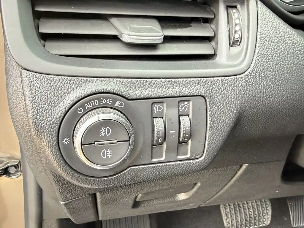 Buick Envision Plus — миниатюра 20