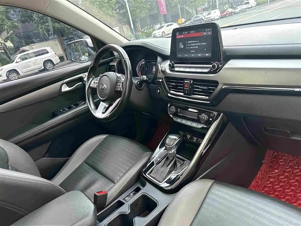 Kia Sportage — миниатюра 19