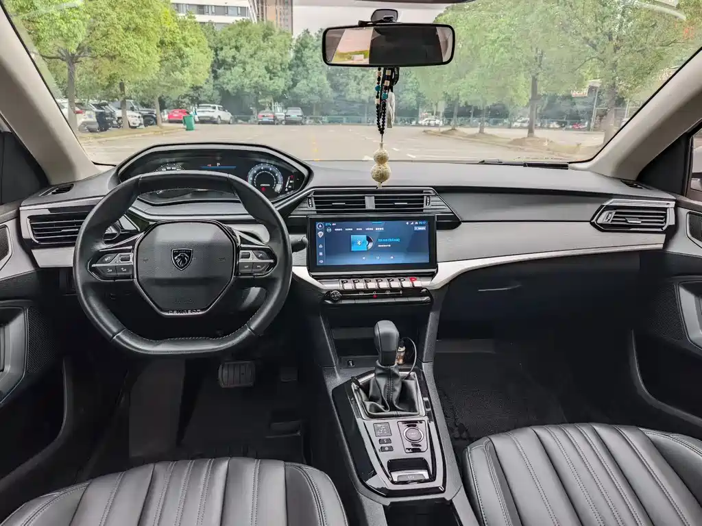 Peugeot 408 — миниатюра 6