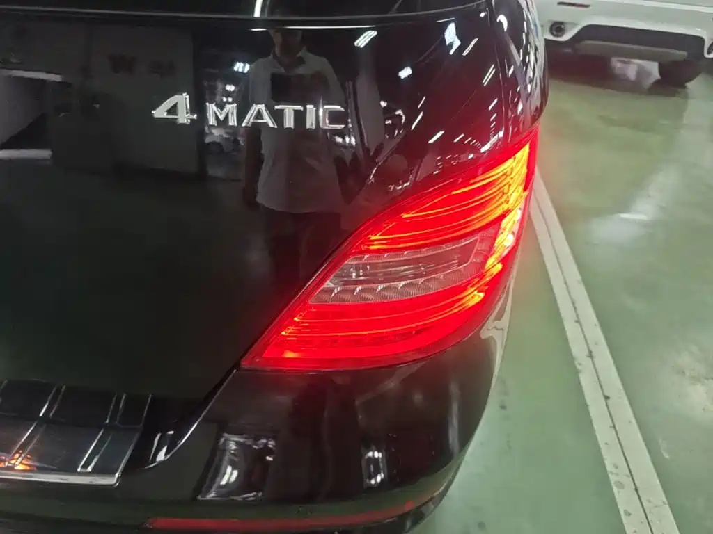 Mercedes-Benz R-Class — миниатюра 8