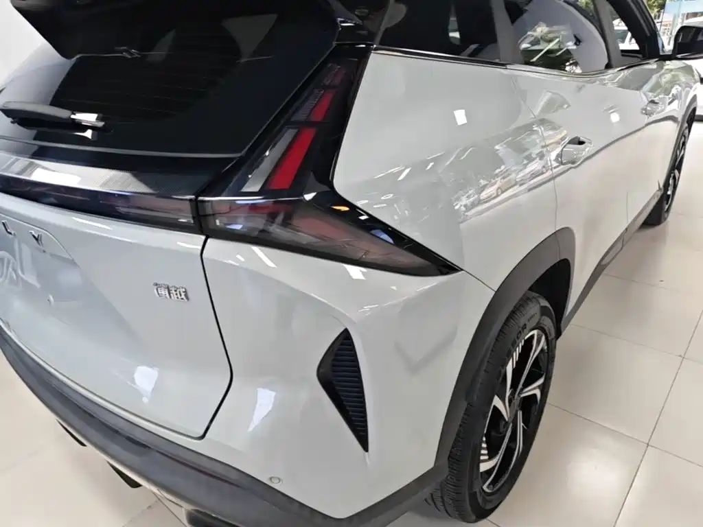 Geely Boyue — миниатюра 8
