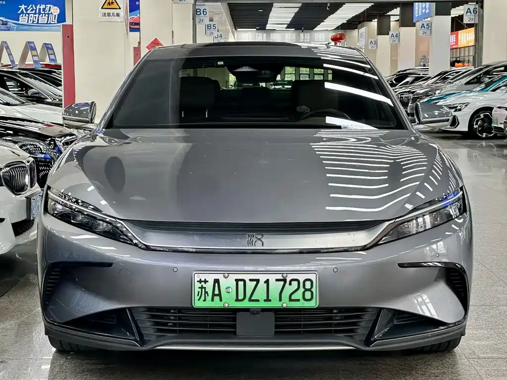 BYD Han — миниатюра 2