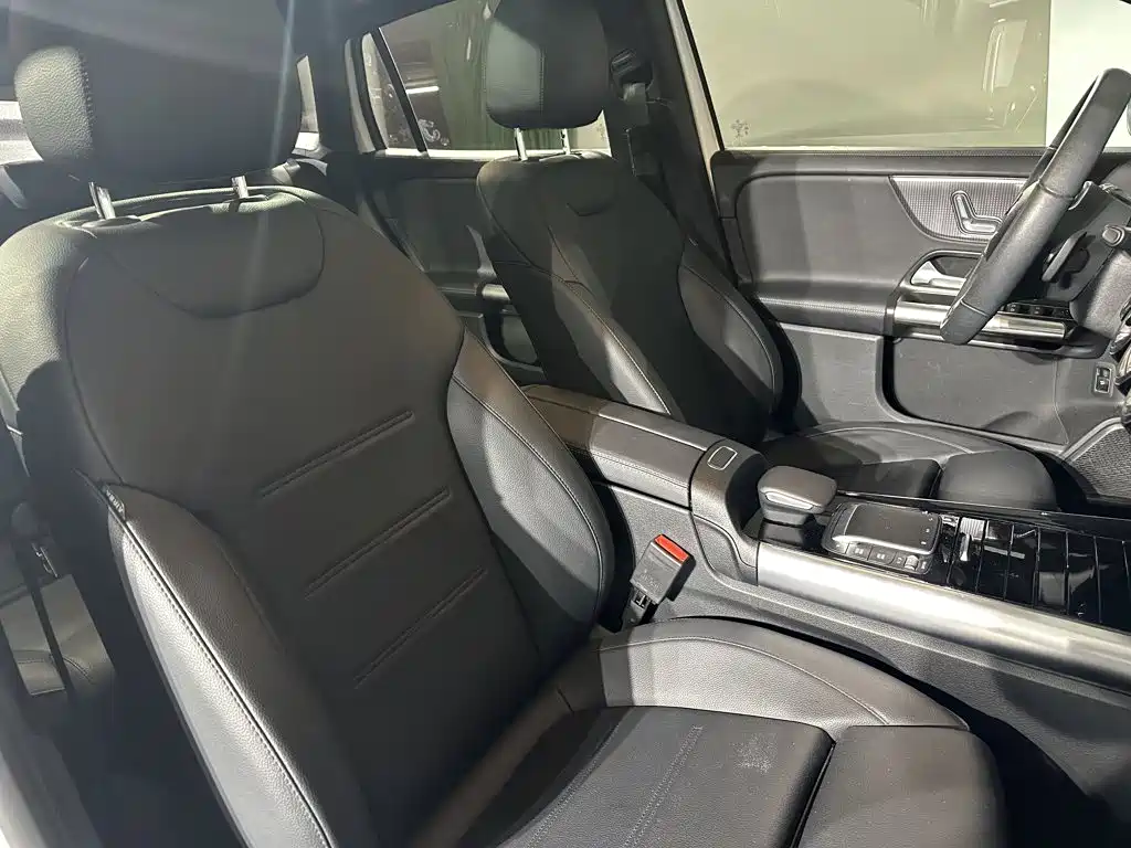 Mercedes-Benz GLA — миниатюра 16