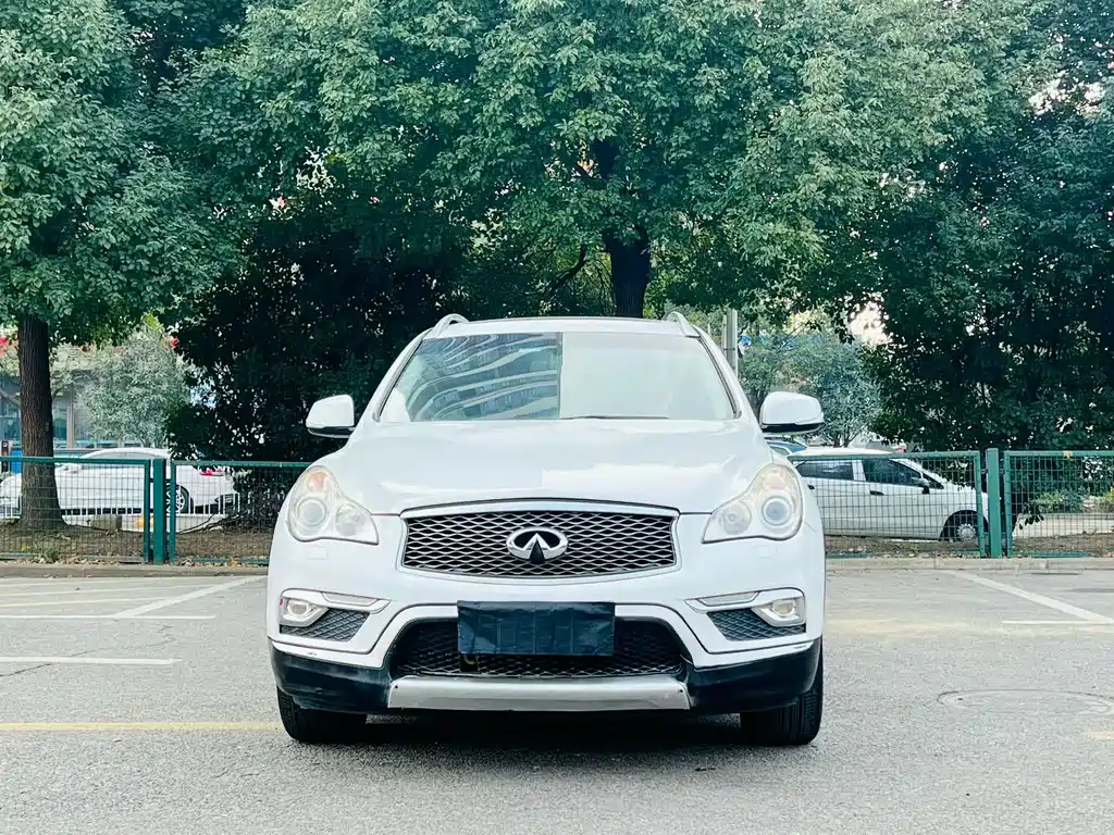 INFINITI QX50