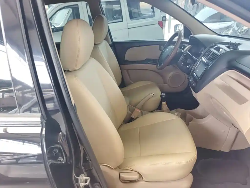 Kia Sportage — миниатюра 25