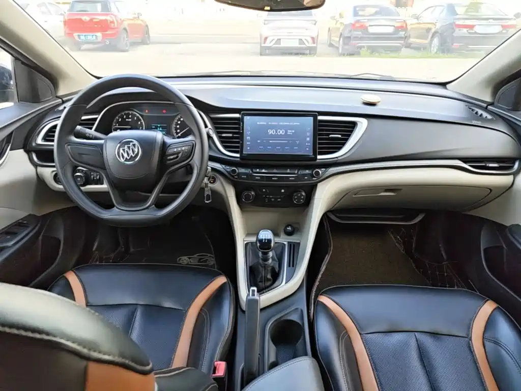 Buick Excelle — миниатюра 10