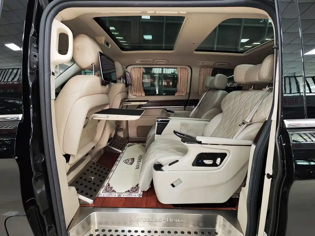 MERCEDES-BENZ V CLASS